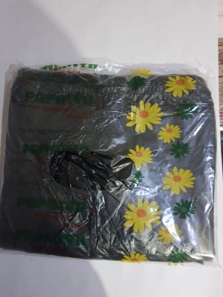 PAPATYA SİYAH ADETLİ HIŞIR ORTA BOY 525 G. 150 AD.